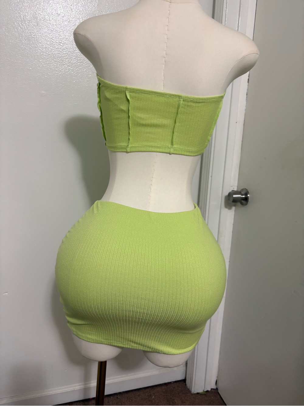 Bear Dance Neon Lime Ribbed Two-Piece Mini Skirt Set NWOT Medium - Picture 2 of 3